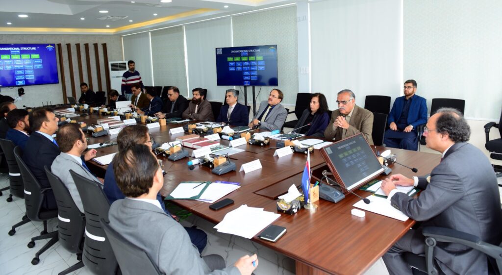 Finance Minister Visits FBR